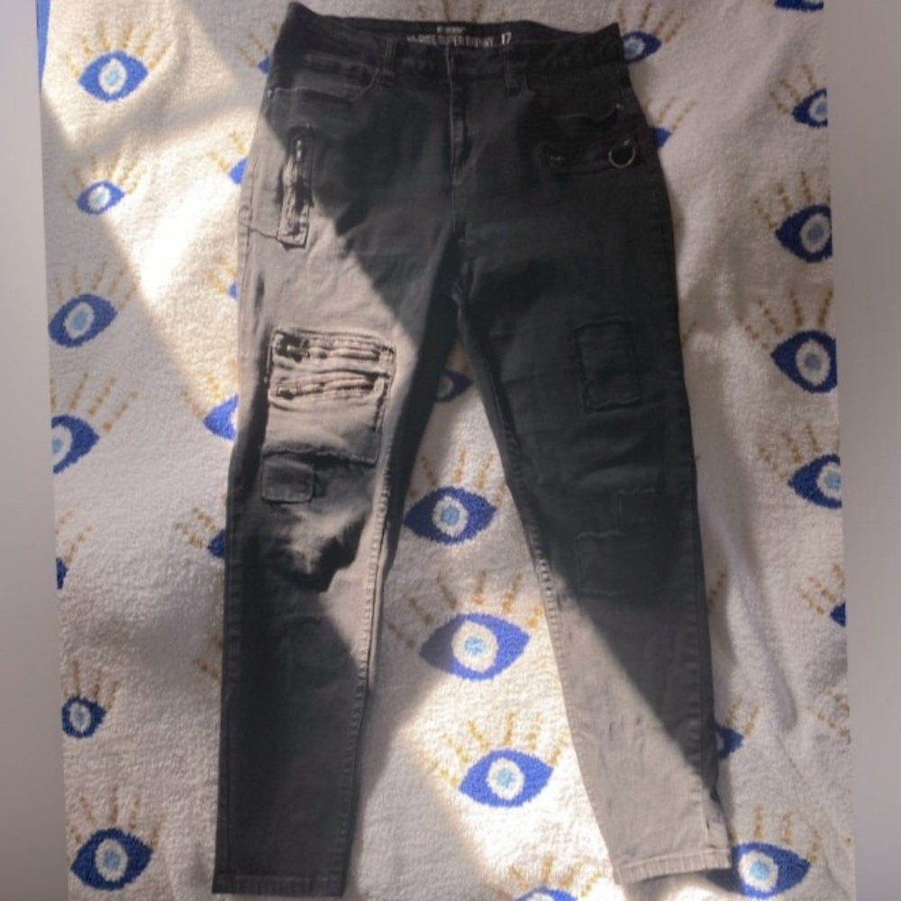 Hot Topic HT Denim Black Patches & Zippers Hi-Rise Super Skinny Black Jeans 17 - Picture 2 of 4